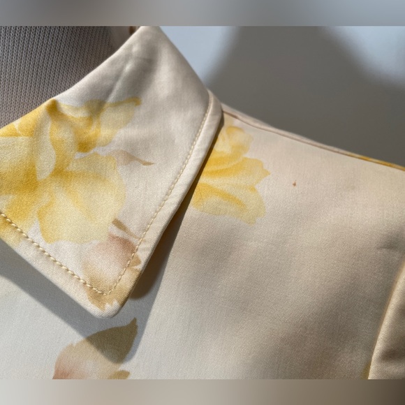 BANANA REPUBLIC Cream & Yellow ROSES Trench Coat Size S NWT $228 - Picture 7 of 15